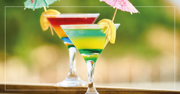 Cocktails mit Schirmchen